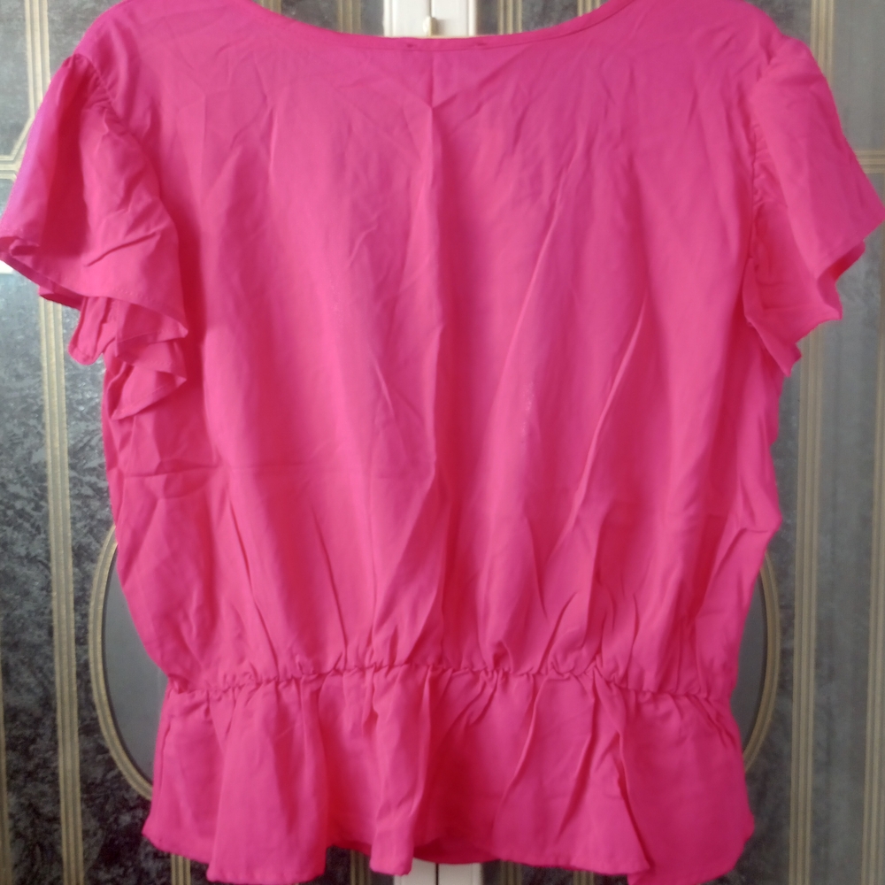 Pink Wrap Top - Picture 3 of 4